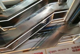 电（扶）梯装潢